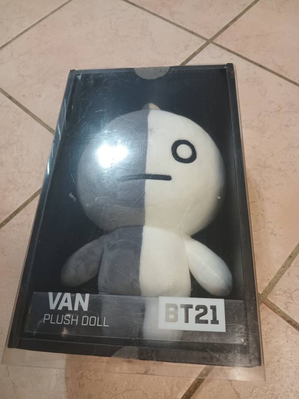Vans BT21 VAN Plush Toy - Gray & White Two-Tone